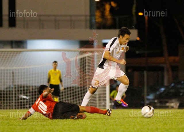 Đến phút 91, tiền đạo Nguyễn Xuân Nam đã xuất sắc đánh bại thủ thành Carlos Cesario bên phía U.2 Đông Timor để ấn định chiến thắng 2-0 cho U.19 Việt Nam..